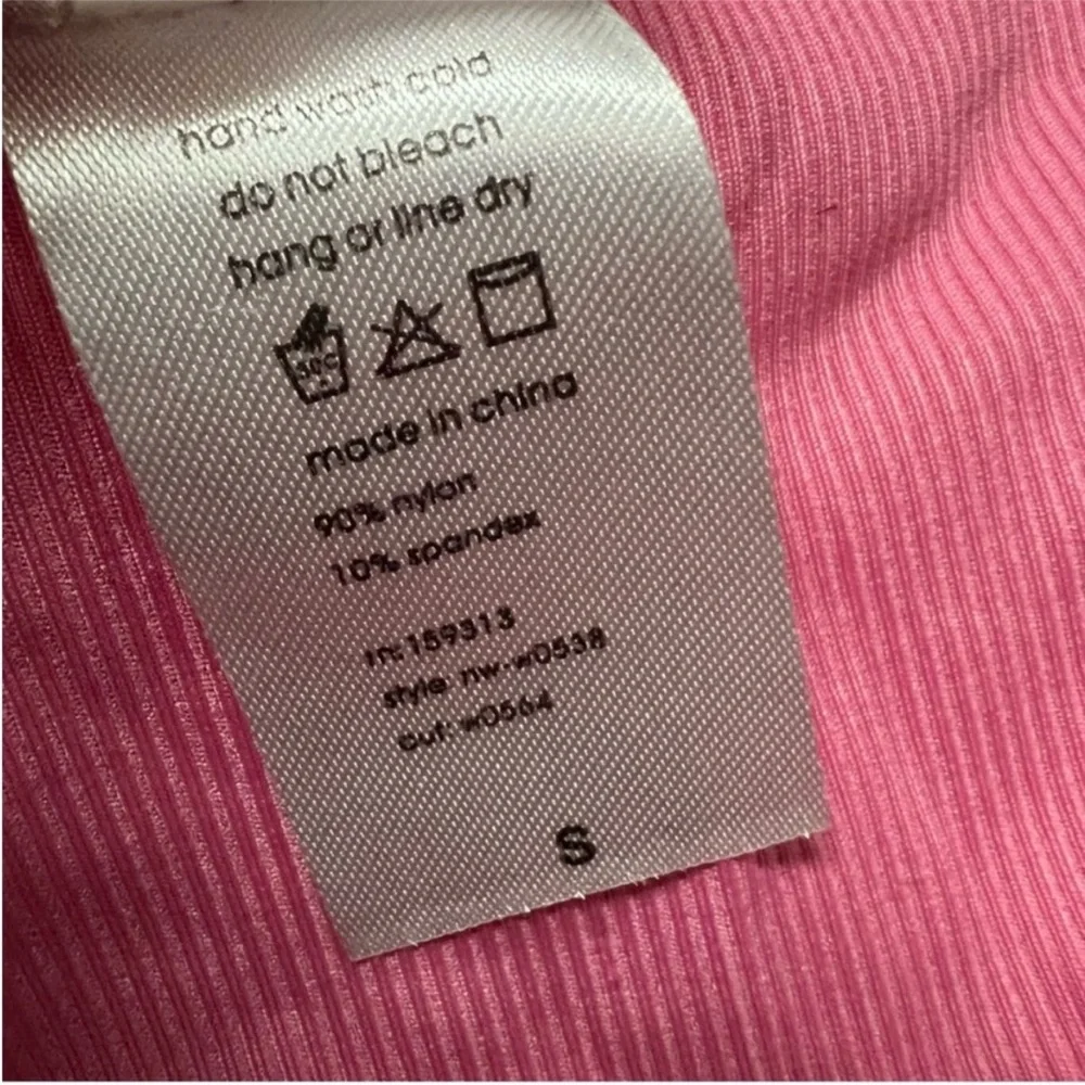 NEW NAKED WARDROBE Pink Ribbed Racerback Bra Top
Size Small - Picture 8 of 12
